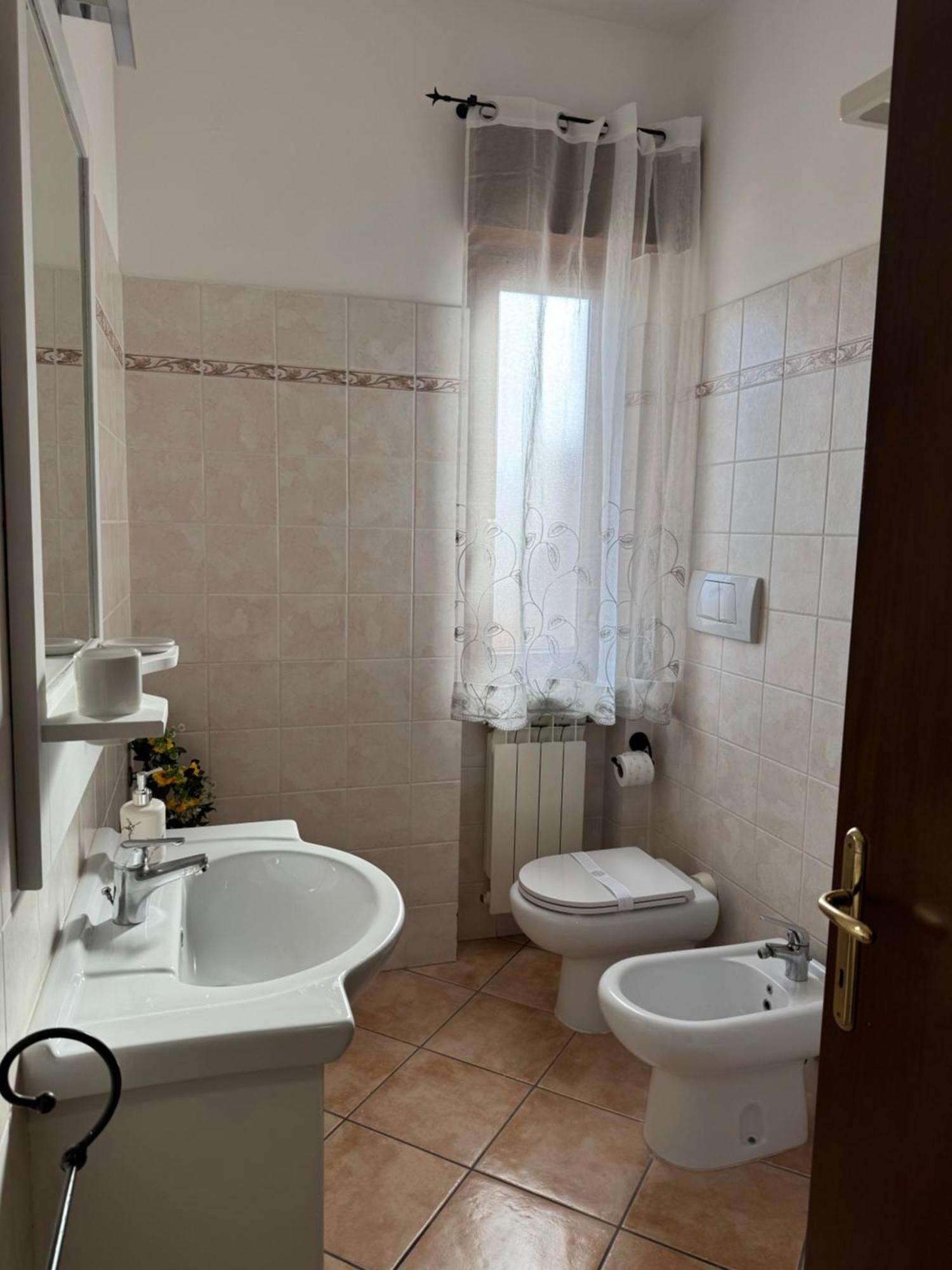 Guest House La Casaccia Fiumicino Exterior photo